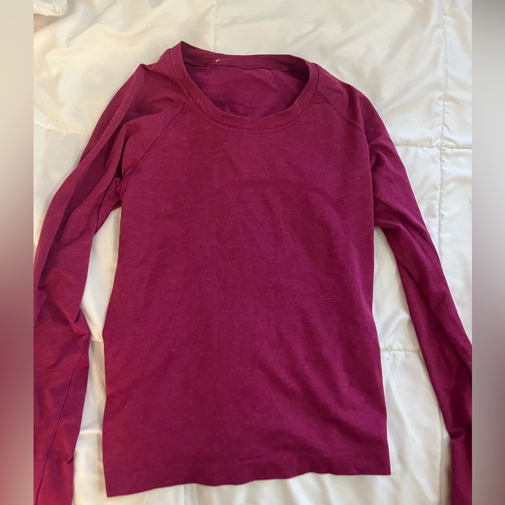 Lululemon raspberry swiftly tech